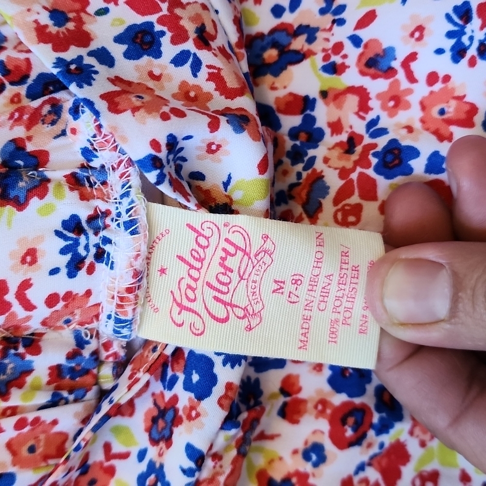 Girls Faded Glory pink and blue floral skirt with built-in shorts, size 7/8. - Picture 3 of 4